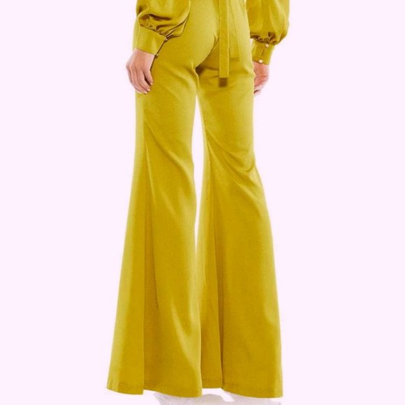 Mac Duggal Chartreuse Long Sleeve Flare Leg Satin Jumpsuit - Picture 4 of 4